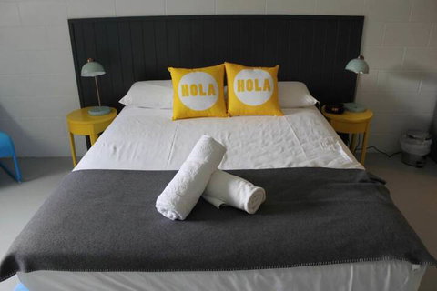 Port Douglas Backpackers - New Castle Holiday 7