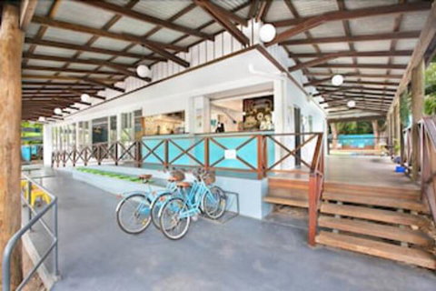 Port Douglas Backpackers - New Castle Holiday 1