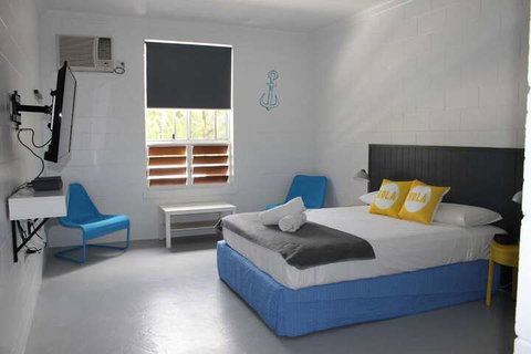 Port Douglas Backpackers - New Castle Holiday 4