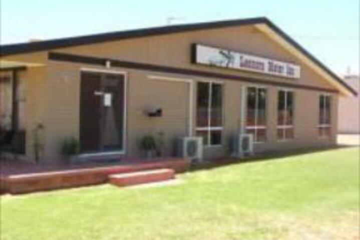 Leonora WA New Castle Holiday