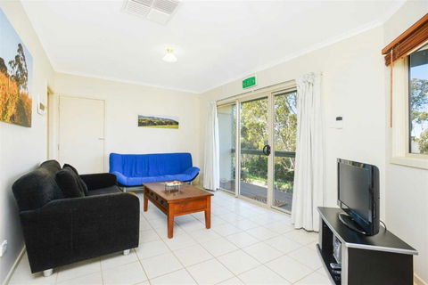 Cabernet Cottage - New Castle Holiday 2