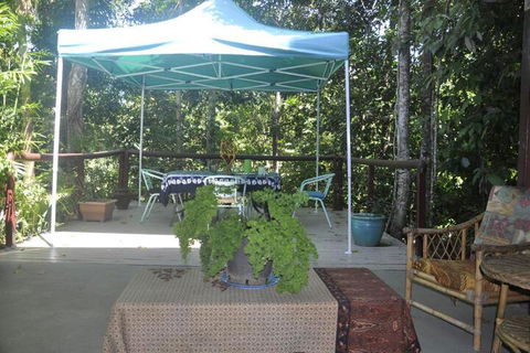 Tropical Bliss Bed & Breakfast - New Castle Holiday 7