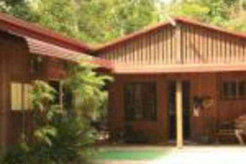 Tropical Bliss Bed & Breakfast - New Castle Holiday 0