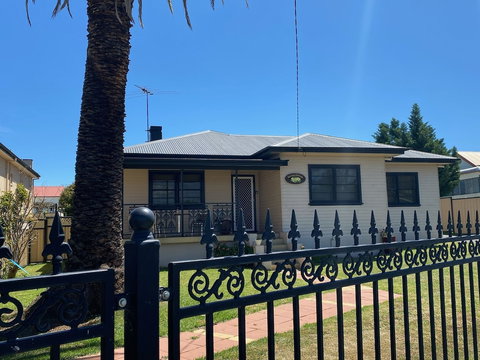 Inverell Terrace Motor Lodge - New Castle Holiday 1