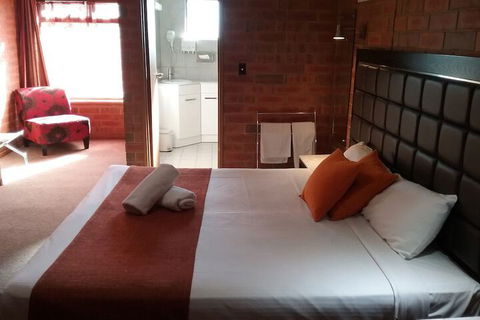 Pooraka Motor Inn - New Castle Holiday 7