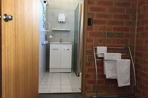 Pooraka Motor Inn - New Castle Holiday 4