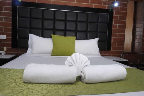 Pooraka Motor Inn - New Castle Holiday 6