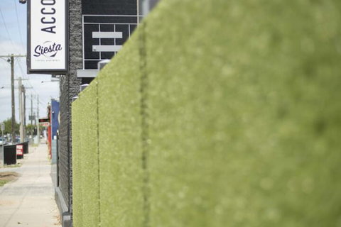 Siesta Central Apartments - New Castle Holiday 2