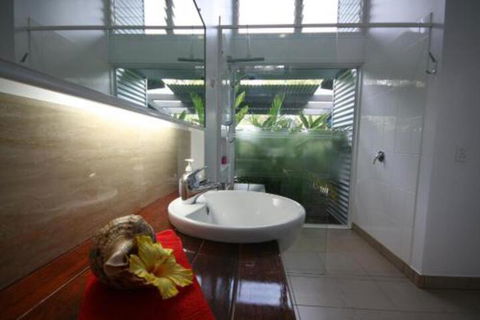 Hove To B & B - New Castle Holiday 4