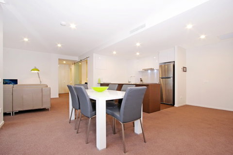 Accommodate Canberra - IQ - Braddon - New Castle Holiday 6