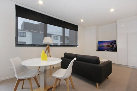 Accommodate Canberra - IQ - Braddon - New Castle Holiday 1