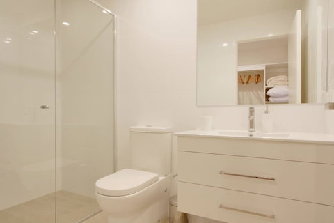 Accommodate Canberra - IQ - Braddon - New Castle Holiday 2