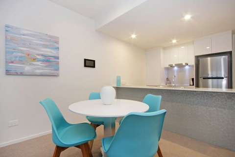Accommodate Canberra - IQ - Braddon - New Castle Holiday 4