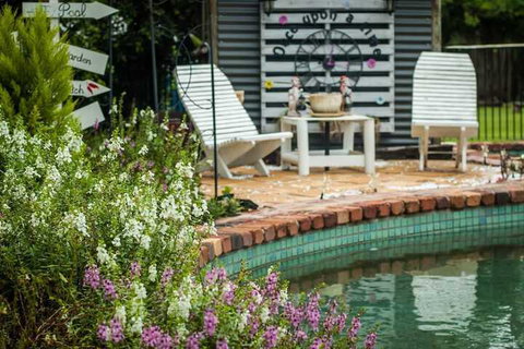 Ronday Voo Bed & Breakfast - New Castle Holiday 4