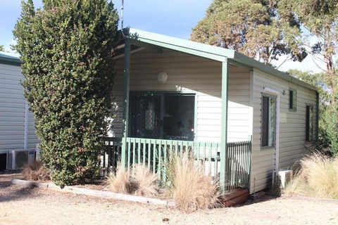 The Lakes Beachfront Holiday Park - New Castle Holiday 7