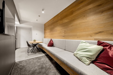 Elk At Falls - New Castle Holiday 5