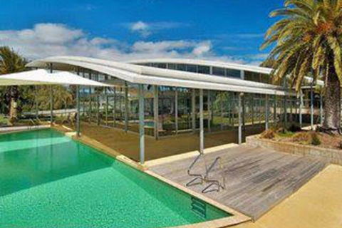 Nepean Country Club & Day Spa - New Castle Holiday 3