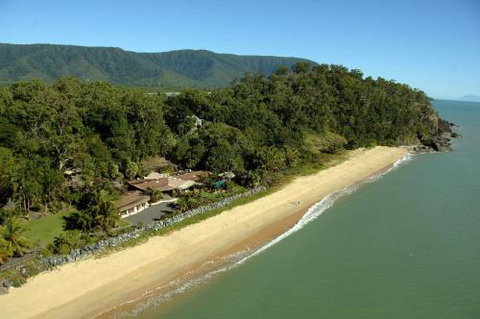 Trinity Beach Palace - New Castle Holiday 7