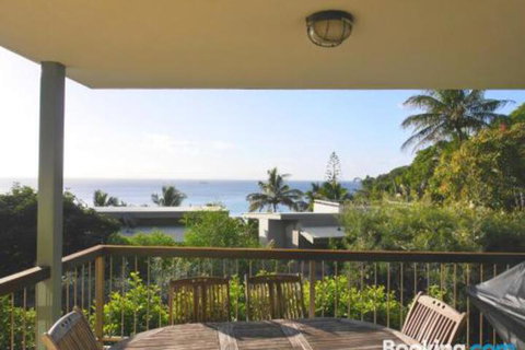 Cylinder Cove 1 - New Castle Holiday 0