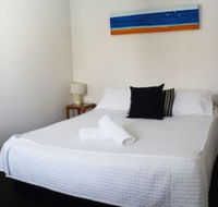 Ocean Side Hawks Nest - New Castle Holiday