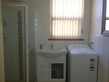 Longbeach Apartments Coffin Bay - New Castle Holiday 3