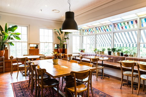 Bridgeview Hotel Willoughby - New Castle Holiday 6