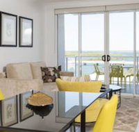 Riviera Mackay - New Castle Holiday