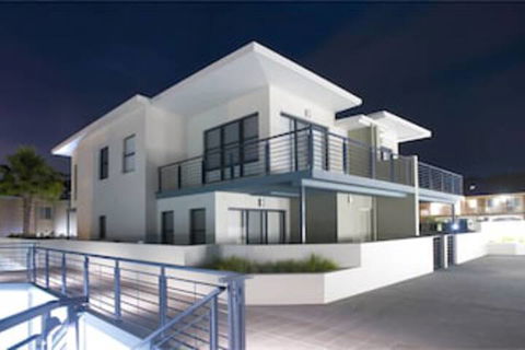 Mollymook Beachfront Executive Apartment - New Castle Holiday 1