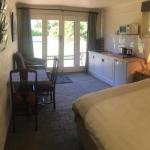 Pierrepoint Accommodation - New Castle Holiday 0