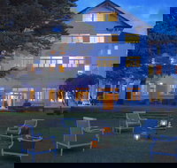 The Robertson Hotel - New Castle Holiday