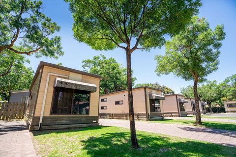 Adelaide Caravan Park - New Castle Holiday 7