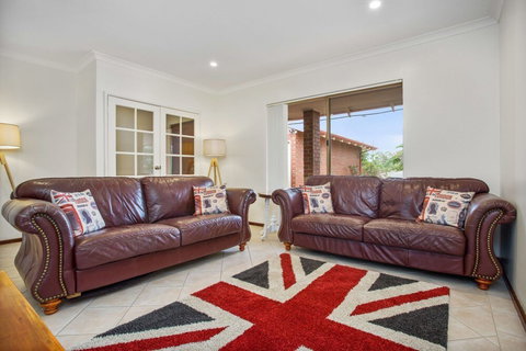 Merridees Place - New Castle Holiday 5