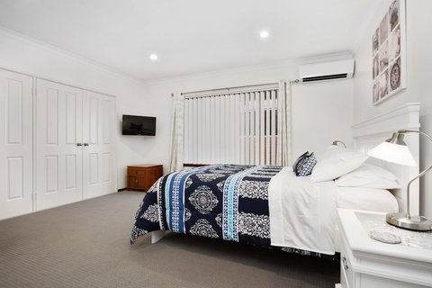 Merridees Place - New Castle Holiday 6