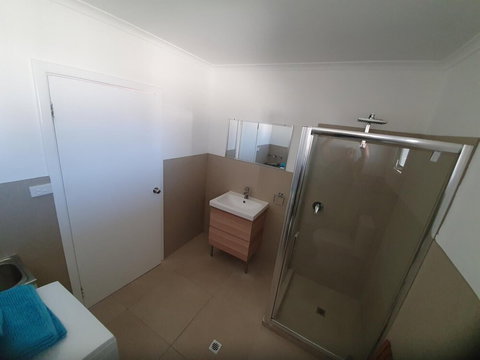 Lil House - New Castle Holiday 2