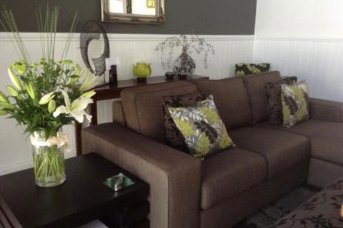 Creek Cottage Bed & Breakfast - New Castle Holiday 5
