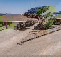 Moonta Bay Accommodation - New Castle Holiday