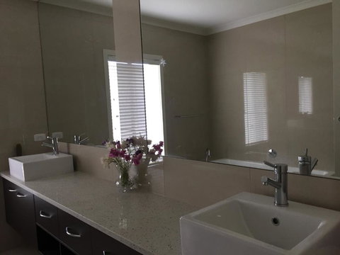 River View Heaven - New Castle Holiday 6