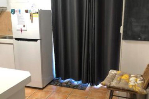 Lous Place - New Castle Holiday 5