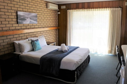Lakeside Motel Waterfront - New Castle Holiday 6