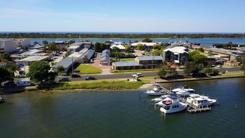 Lakeside Motel Waterfront - New Castle Holiday 1