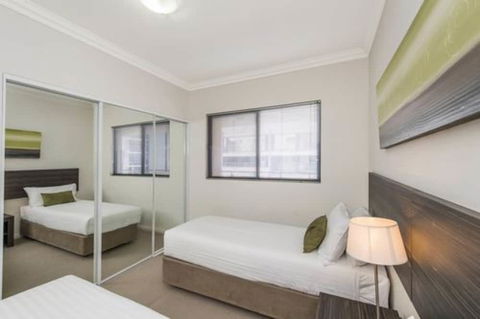 Dolphin Quay Apartments - New Castle Holiday 1