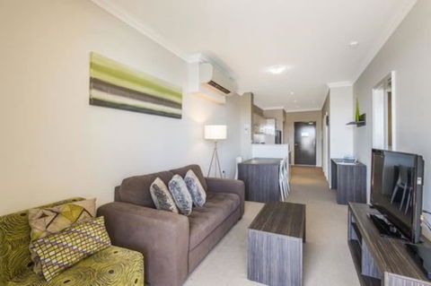 Dolphin Quay Apartments - New Castle Holiday 3