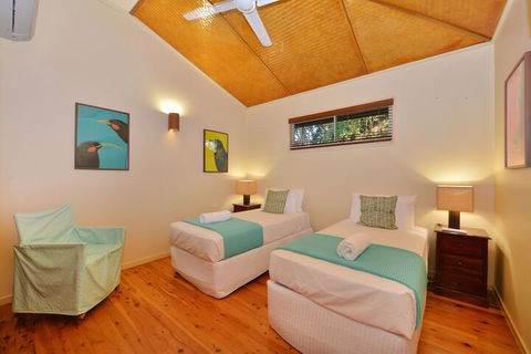 Seascape Holidays - 8 Surya - New Castle Holiday 2