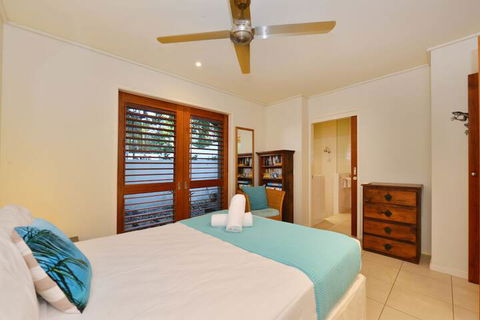 Seascape Holidays - 8 Surya - New Castle Holiday 1