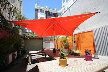 Zing Backpackers - New Castle Holiday 0