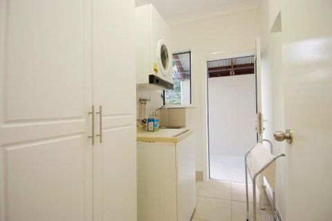 67 Casuarina Beachhouse - New Castle Holiday 5