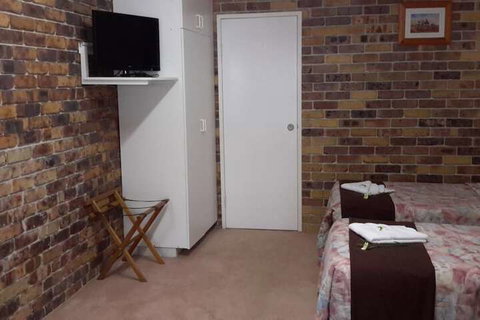 Nimbin Rocks Retreat - New Castle Holiday 6