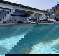 Bella Vista of Raby Bay Bed  Breakfast - New Castle Holiday