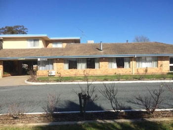 Allonville Motel - New Castle Holiday 1