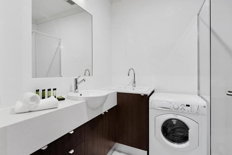 Attika Hotel - New Castle Holiday 3